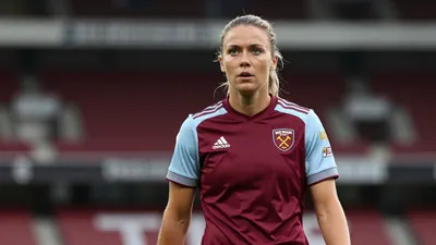 West Ham United Women lock in Katie Zelem on a three-year deal, adding tactical control to a defensive-focused rebuild...